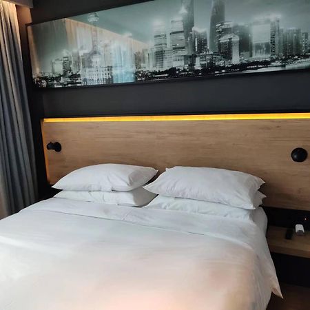 Park Inn By Radisson Shanghai Huanqiugang Exteriér fotografie